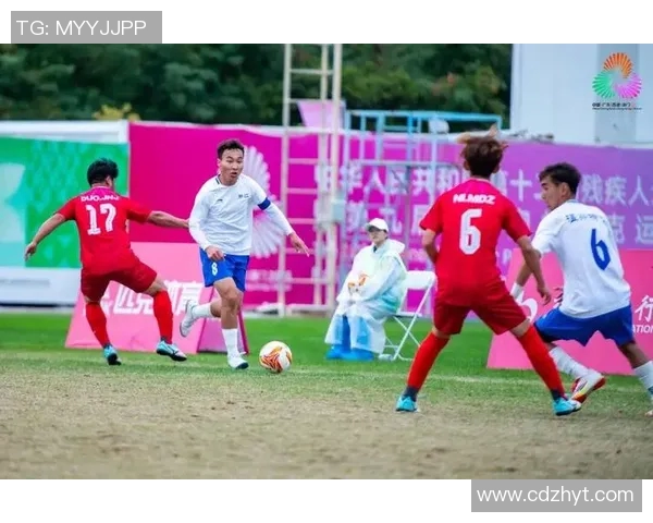 温州足球比赛直播精彩呈现香港队全力以赴争夺胜利的激烈对决 温州足球比赛直播精彩呈现香港队全力以赴争夺胜利的激烈对决