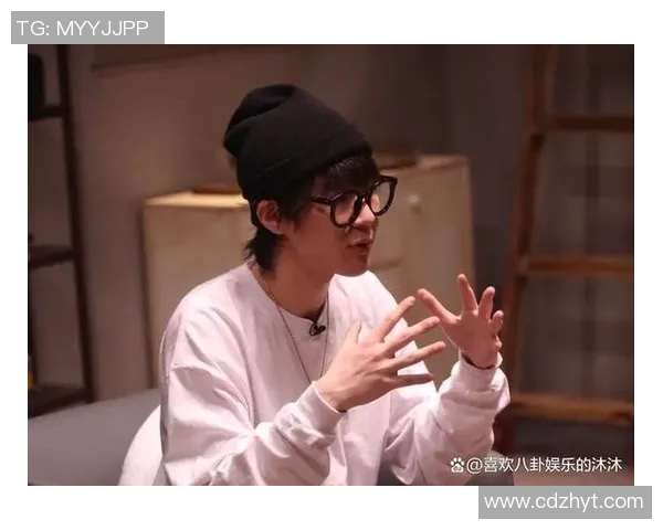 吉达阿赫利与棉衣的激烈对决展现足球魅力与团队精神的巅峰对抗