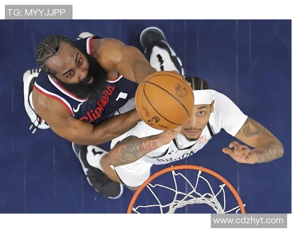 哈登在篮网对阵太阳的比赛中精彩表现得分引发热议 哈登在篮网对阵太阳的比赛中精彩表现得分引发热议